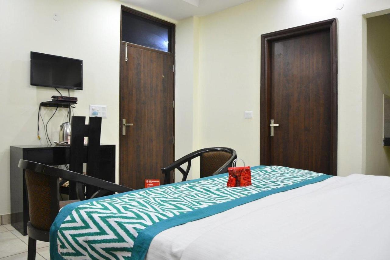 Hotel Kundan Palace New Delhi Exterior photo